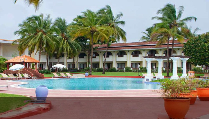 Holiday Inn Resort 